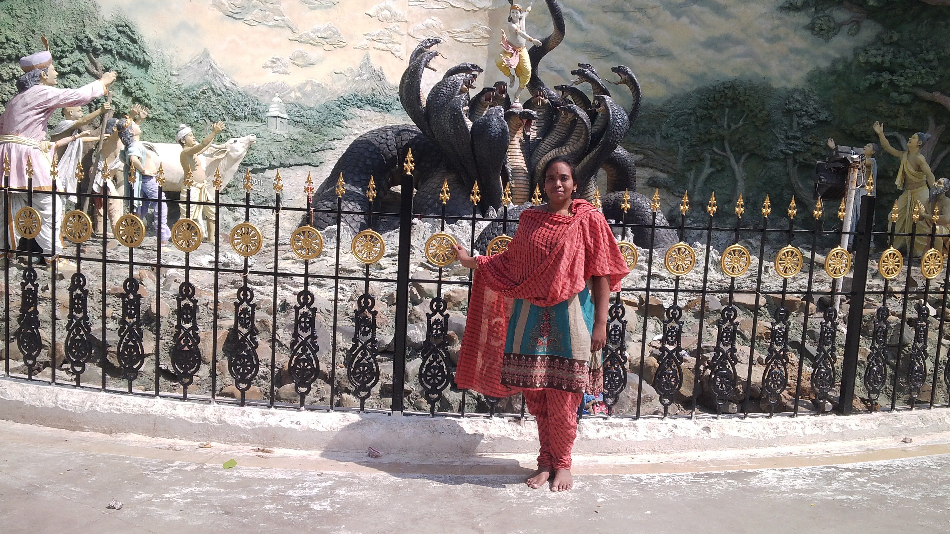 PATATI SRAVANTHI