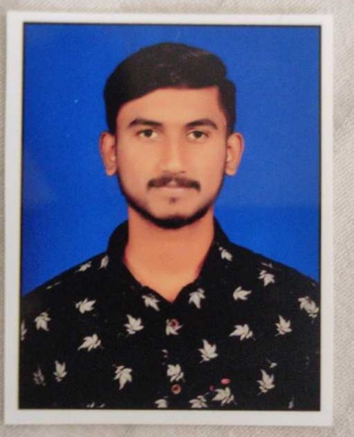 MANOJ R