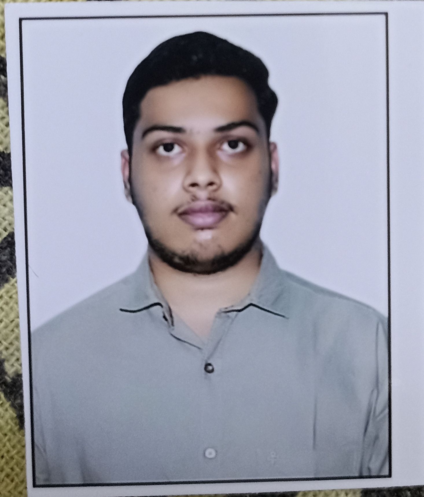 NIKHIL G