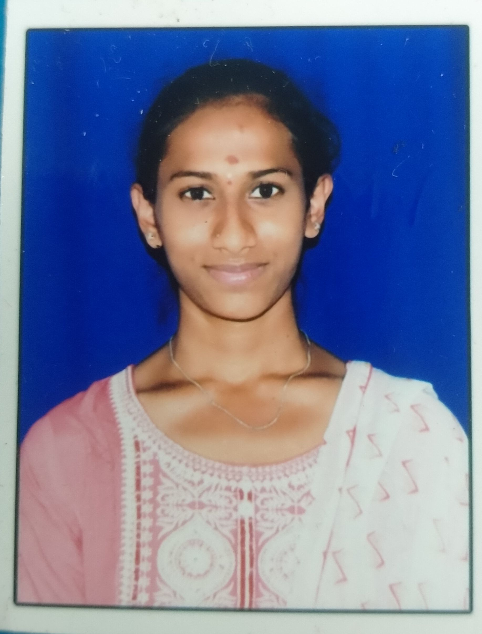 ALLU MOUNIKA