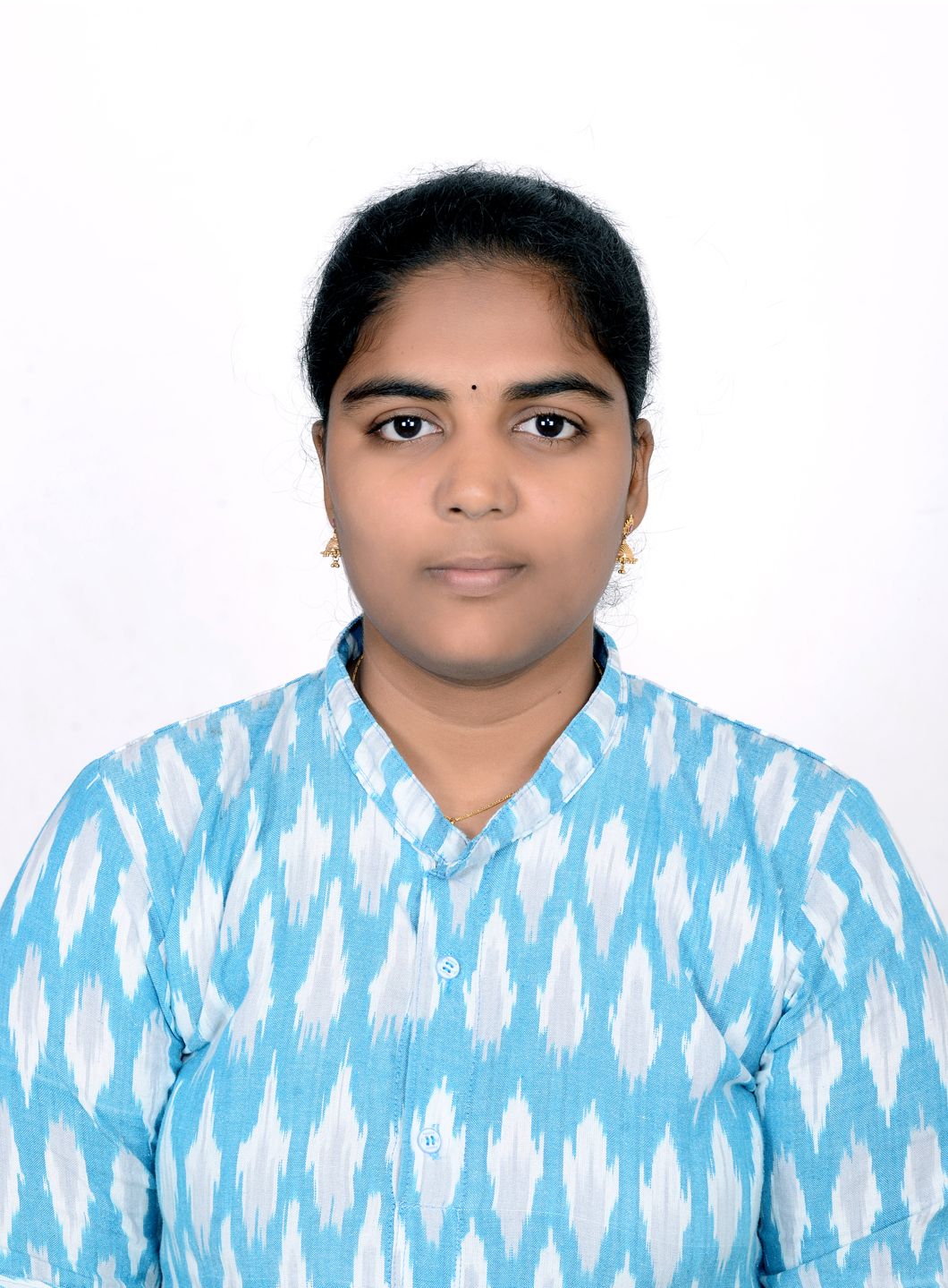KOURU GEETHIKA